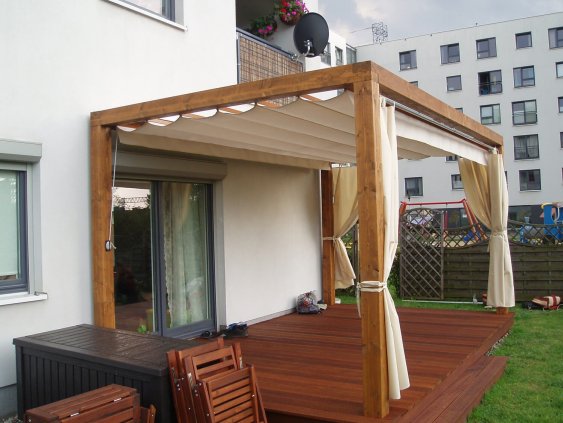 Pergola przyścienna model LUNA