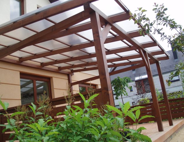 Zadaszenie z poliwęglanu